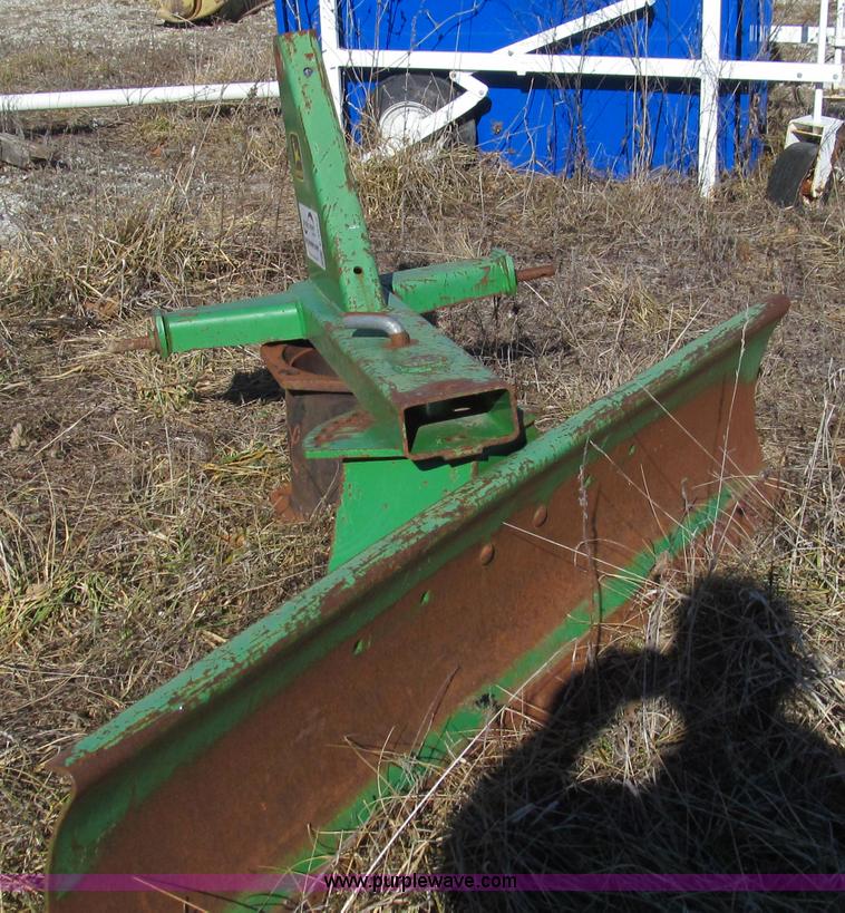 image for item E3669 John Deere 45 6' blade