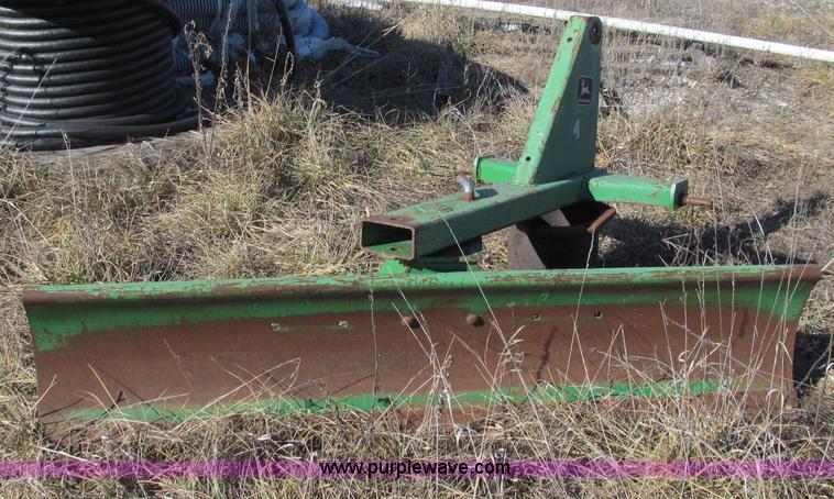 image for item E3669 John Deere 45 6' blade