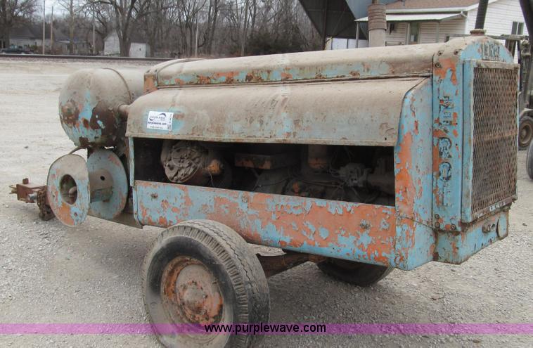 image for item E3674 Leroi air compressor