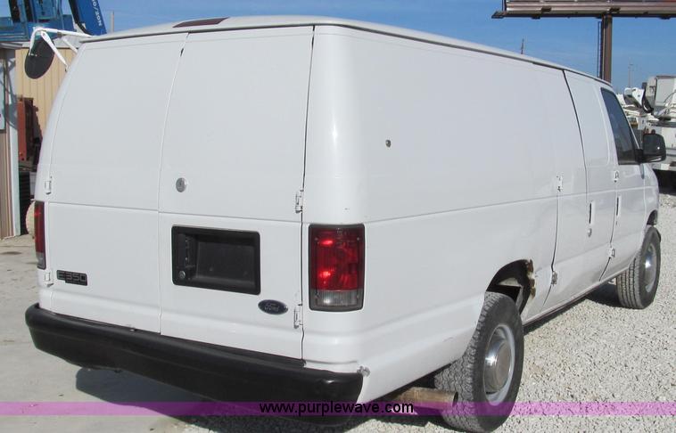 image for item E3676 2003 Ford E350 Super Duty cargo van