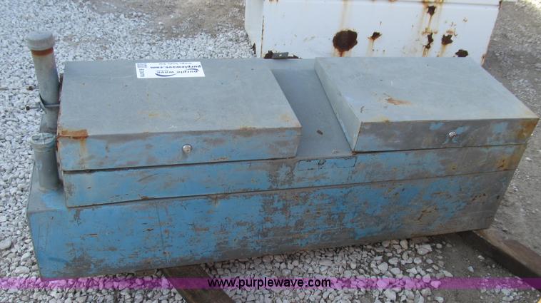 image for item E3678 Combination fuel tank and toolbox