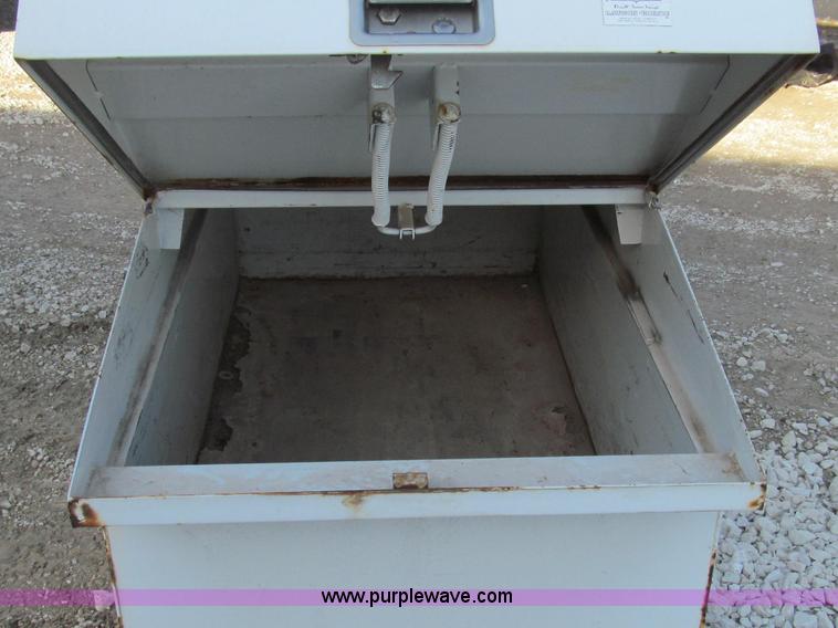 image for item E3679 Rawson Koenig crossbed toolbox