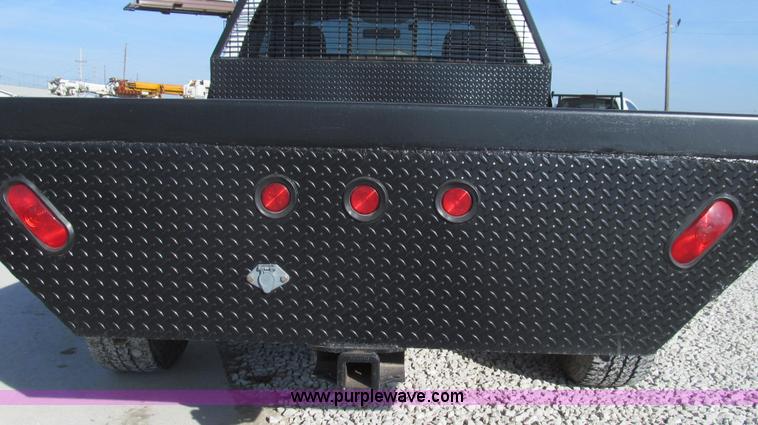 image for item E3680 2003 Dodge Ram 2500 flatbed truck