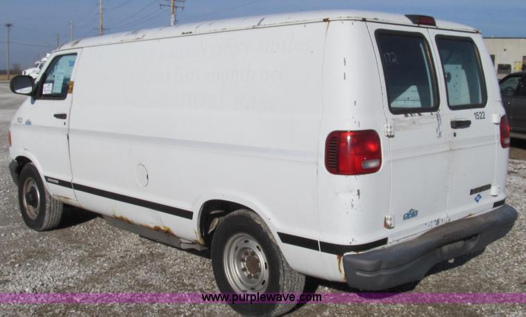 image for item E3682 2000 Dodge Ram 2500 cargo van