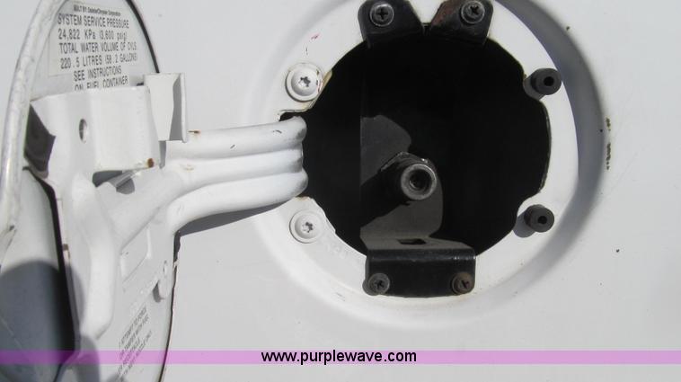 image for item E3682 2000 Dodge Ram 2500 cargo van