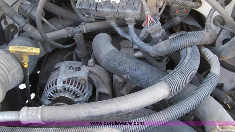 image for item E3682 2000 Dodge Ram 2500 cargo van