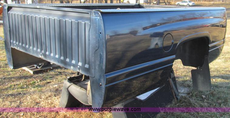 image for item E3683 Dodge 8'L pickup bed