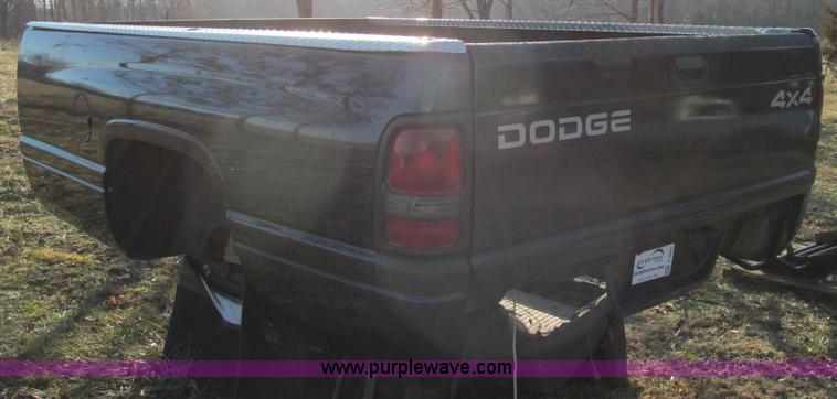 image for item E3683 Dodge 8'L pickup bed