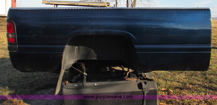 image for item E3683 Dodge 8'L pickup bed