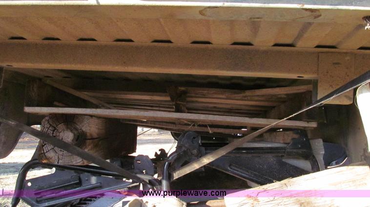 image for item E3683 Dodge 8'L pickup bed