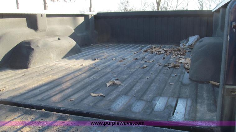 image for item E3683 Dodge 8'L pickup bed