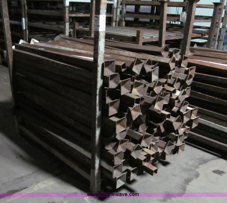 image for item E5879 Industrial steel pallet racking
