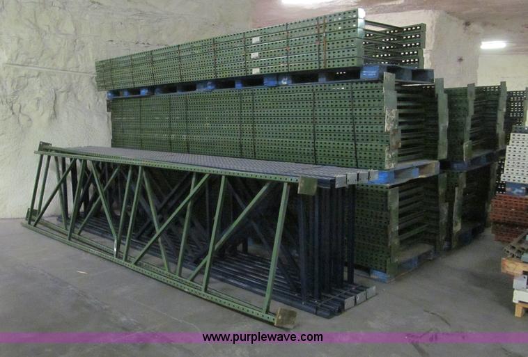 image for item E5880 Industrial steel pallet racking uprights
