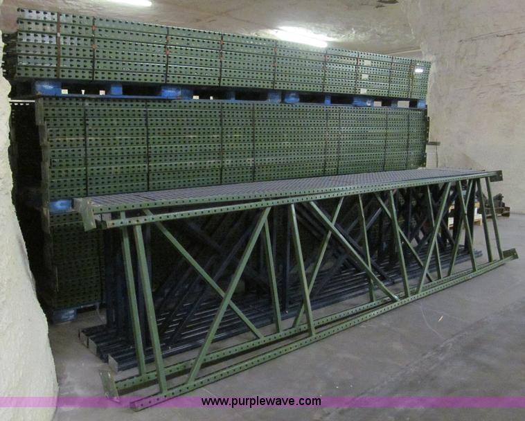 image for item E5880 Industrial steel pallet racking uprights