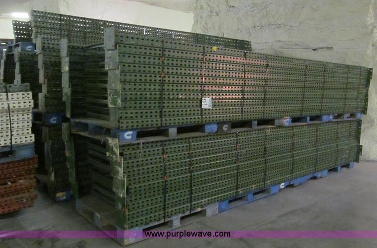 image for item E5880 Industrial steel pallet racking uprights