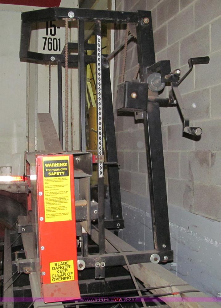 image for item E5881 Timber King 1220 portable sawmill