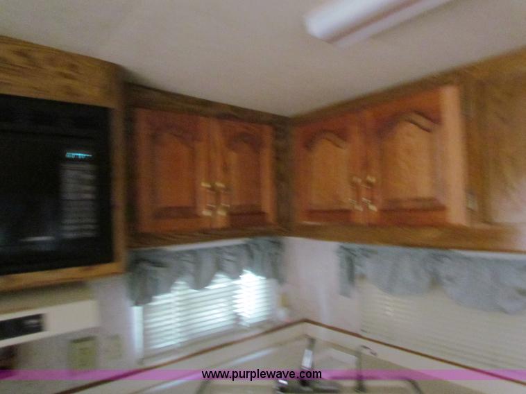 image for item E8297 1991 Travel Supreme fifth wheel camper