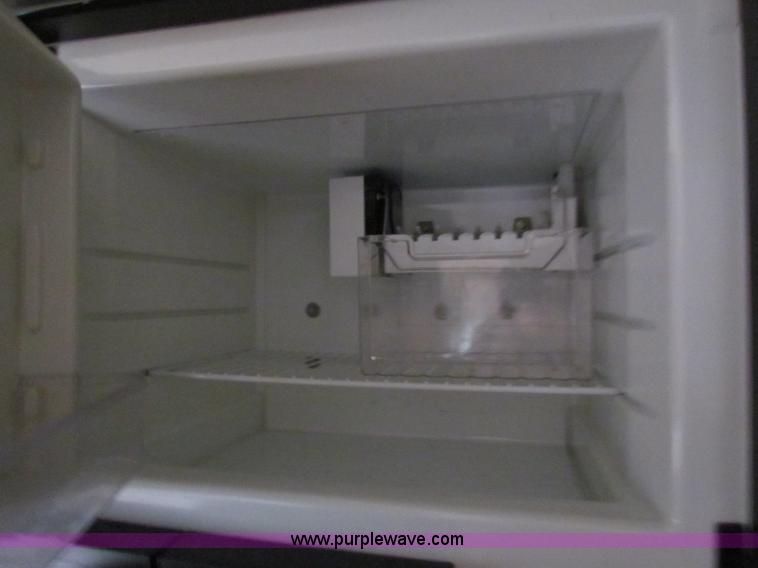 image for item E8297 1991 Travel Supreme fifth wheel camper