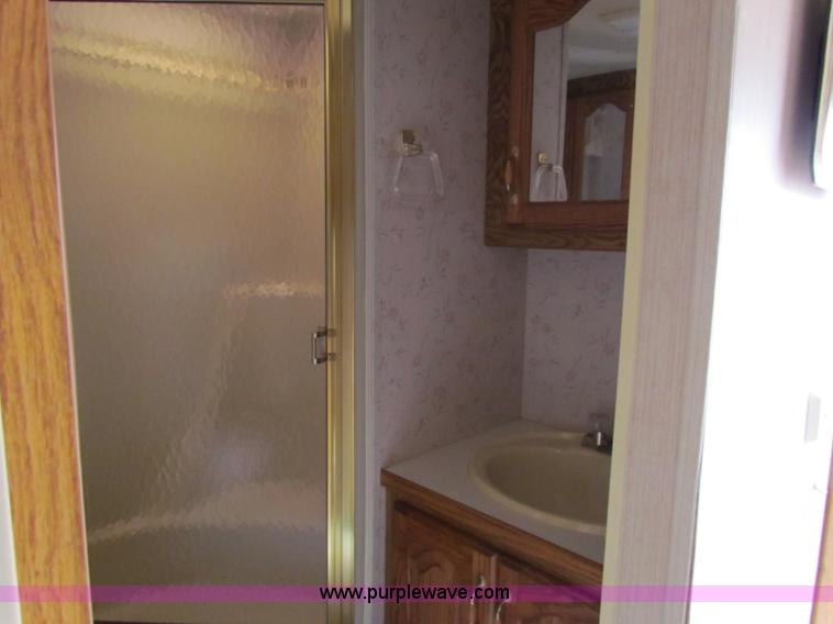 image for item E8297 1991 Travel Supreme fifth wheel camper