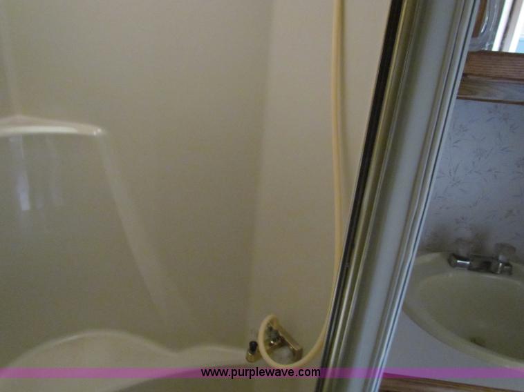 image for item E8297 1991 Travel Supreme fifth wheel camper