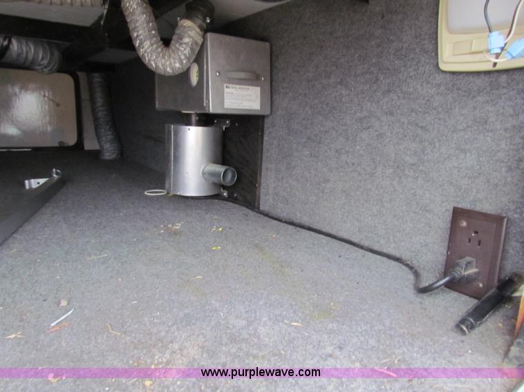 image for item E8297 1991 Travel Supreme fifth wheel camper