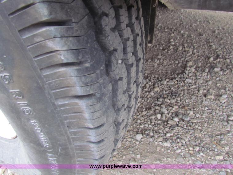 image for item E8297 1991 Travel Supreme fifth wheel camper