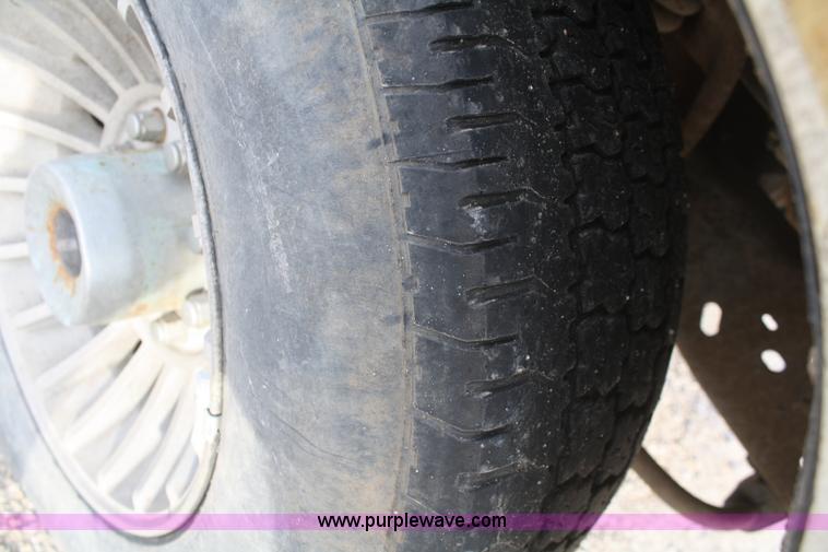 image for item F2839 1977 Ford F250 SuperCab pickup truck