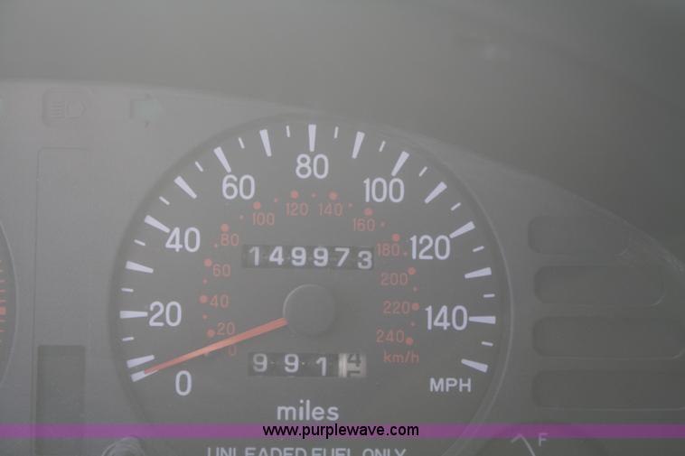 image for item F2845 1998 Dodge Avenger ES