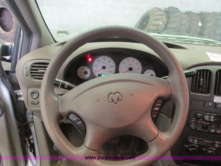 image for item F4268 2001 Dodge Grand Caravan Sport van