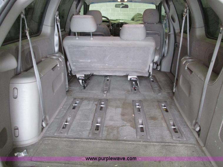 image for item F4268 2001 Dodge Grand Caravan Sport van