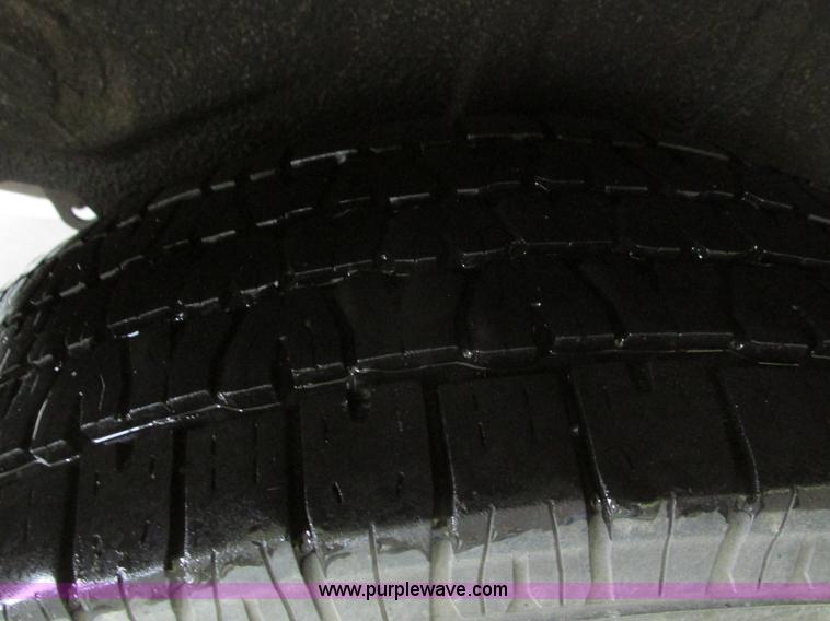 image for item F4268 2001 Dodge Grand Caravan Sport van