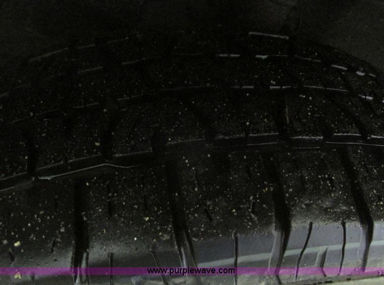 image for item F4268 2001 Dodge Grand Caravan Sport van