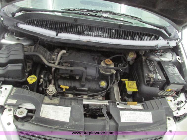 image for item F4268 2001 Dodge Grand Caravan Sport van