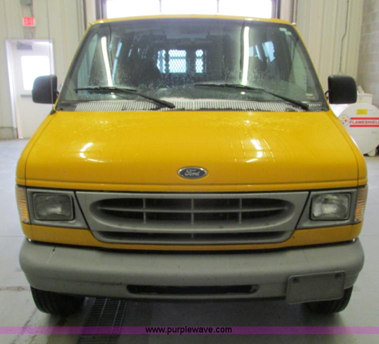 image for item F4269 1999 Ford Econoline E350 XL Super Duty van