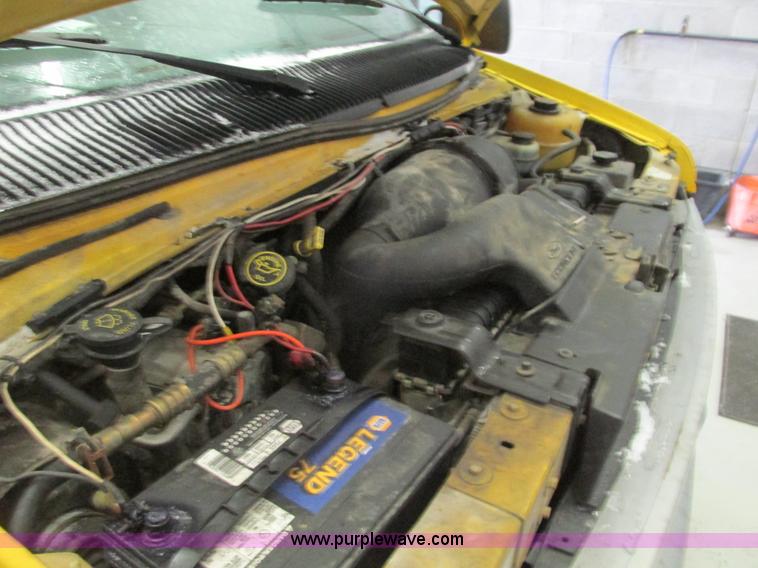 image for item F4269 1999 Ford Econoline E350 XL Super Duty van