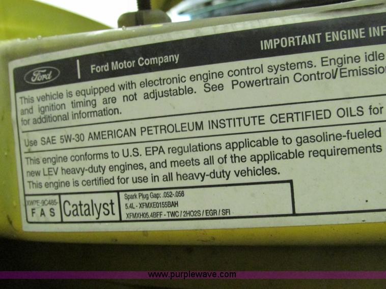 image for item F4269 1999 Ford Econoline E350 XL Super Duty van