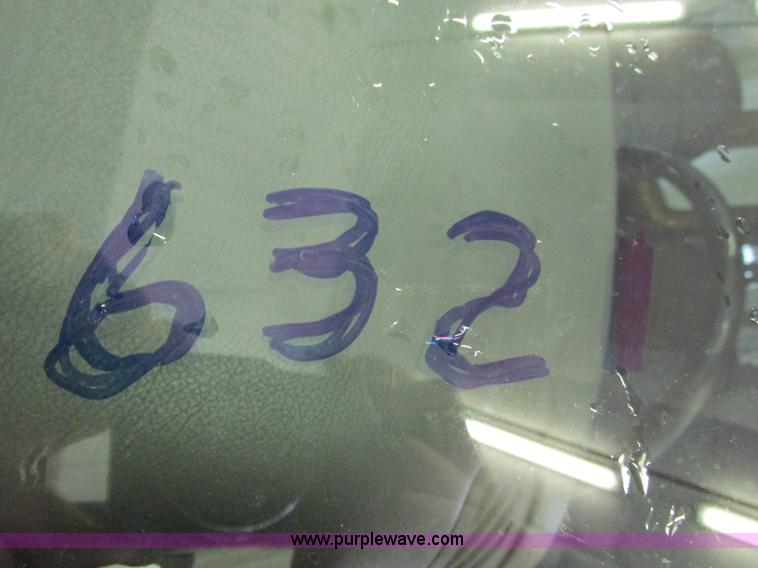 image for item F4269 1999 Ford Econoline E350 XL Super Duty van