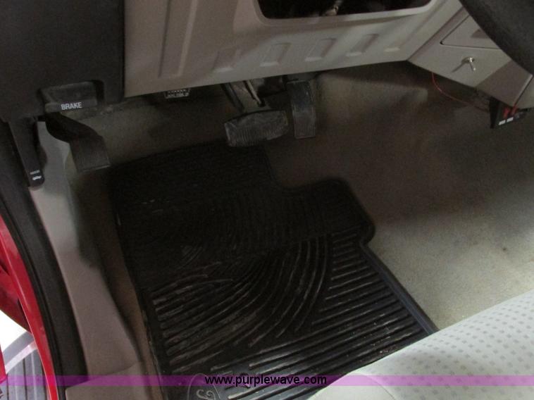 image for item F4272 2008 Ford F250 XLT Super Duty pickup truck