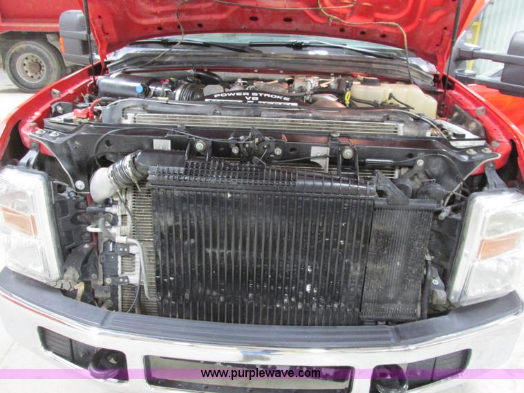 image for item F4272 2008 Ford F250 XLT Super Duty pickup truck
