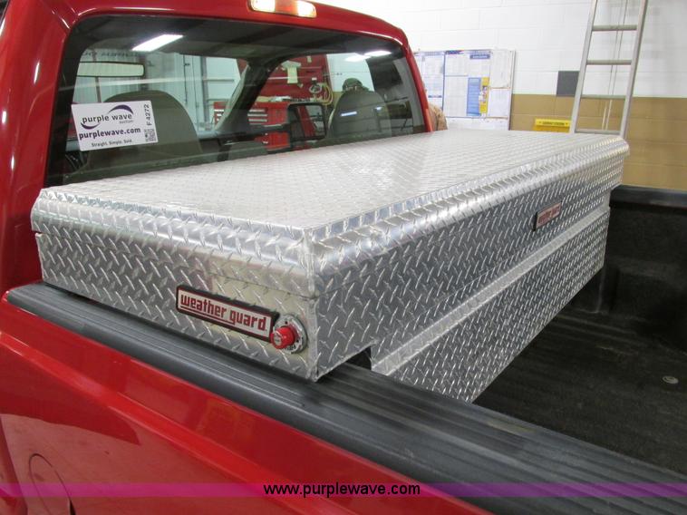 image for item F4272 2008 Ford F250 XLT Super Duty pickup truck