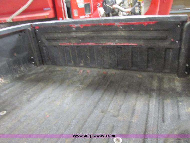 image for item F4272 2008 Ford F250 XLT Super Duty pickup truck