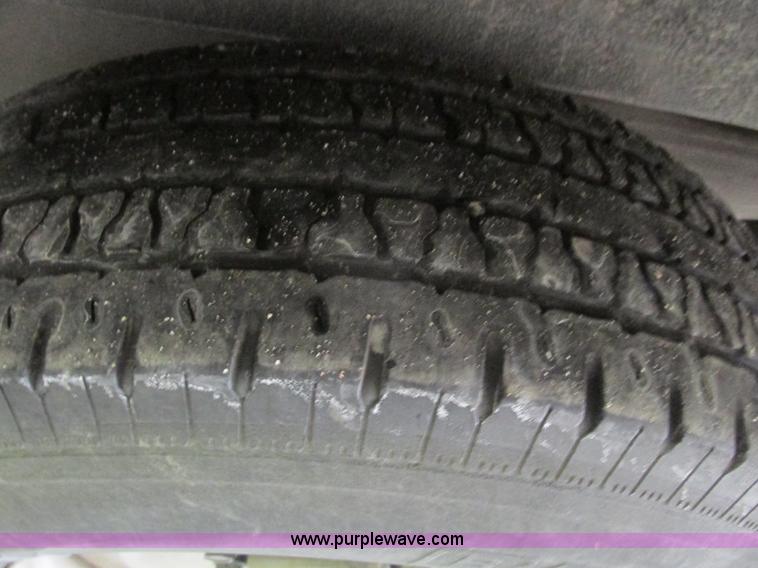 image for item F4276 2002 Chevrolet Express 3500 van