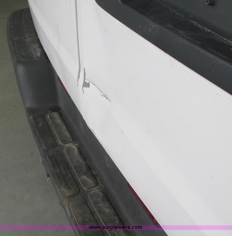 image for item F4276 2002 Chevrolet Express 3500 van