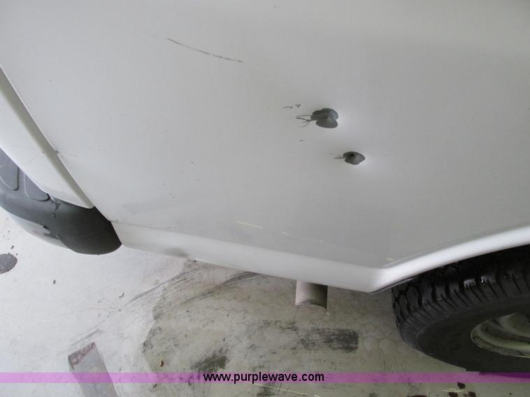 image for item F4276 2002 Chevrolet Express 3500 van