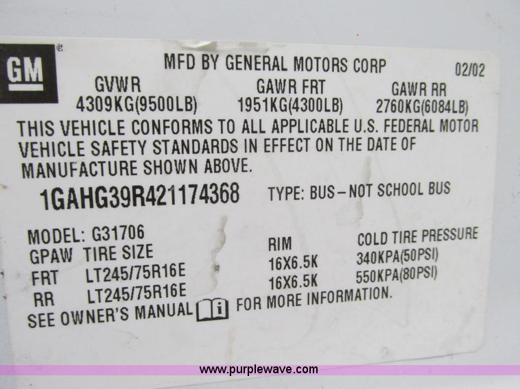 image for item F4276 2002 Chevrolet Express 3500 van