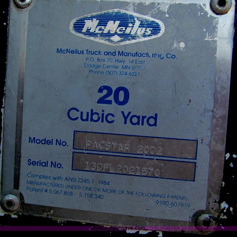 image for item F4689 1993 Ford L8000 refuse truck