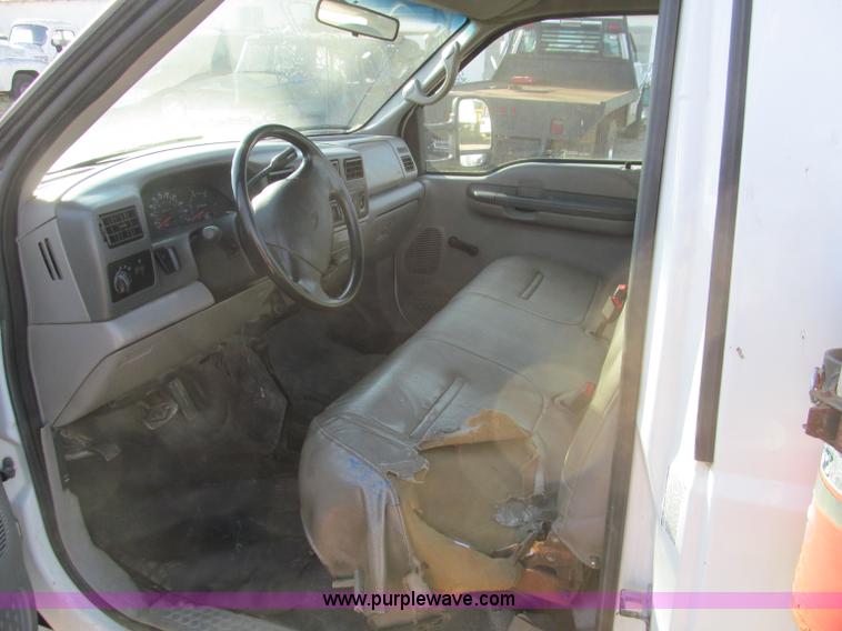 image for item F4691 2001 Ford F350 Super Duty service truck