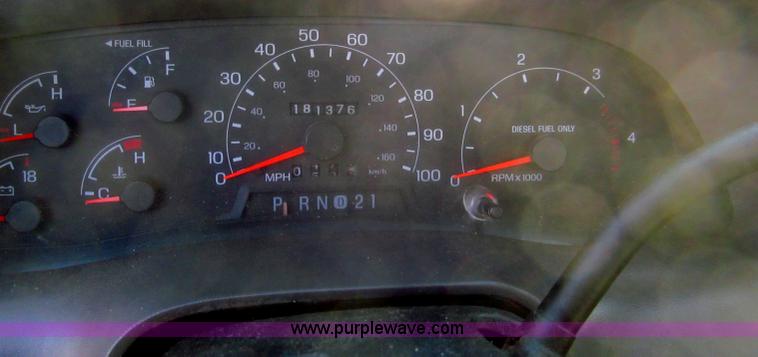 image for item F4691 2001 Ford F350 Super Duty service truck