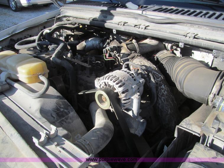 image for item F4691 2001 Ford F350 Super Duty service truck