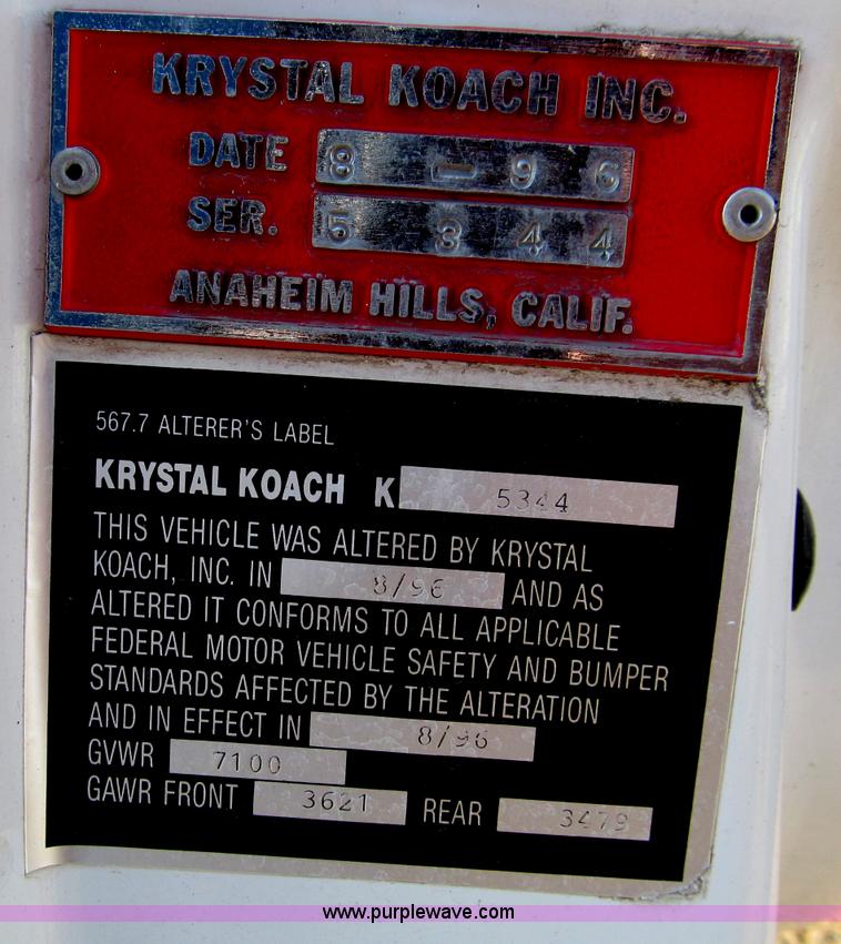 image for item F4692 1996 Lincoln Town Car Executive 120" stretch limo